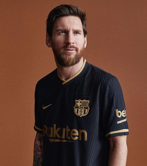 바르셀로나의 새 원정 유니폼을 입은 리오넬 메시. /사진=바르셀로나 인스타그램 캡처