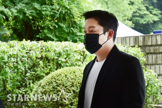 성폭력 범죄의 처벌 등에 관한 특례법 위반(카메라 등 이용촬영) 상해 폭행 협박 등 혐의로 기소된 고(故) 구하라 전 남자친구 최종범 /사진=김창현 기자