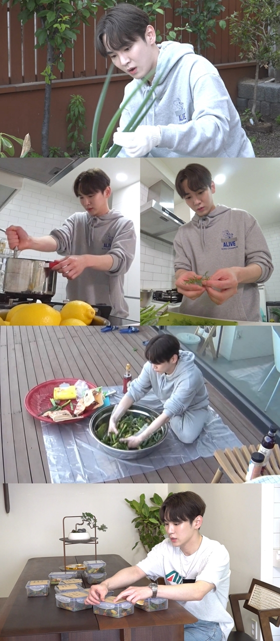 샤이니 멤버 키가 MBC '나 혼자 산다'에서 텃밭 요리를 한다./사진=MBC '나 혼자 산다'