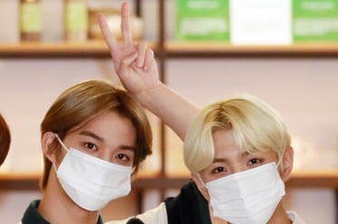 CIX '뜨거운 여름에 만나요!'