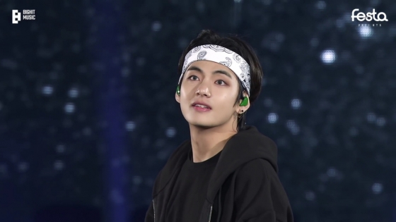 방탄소년단 뷔(BTS V)