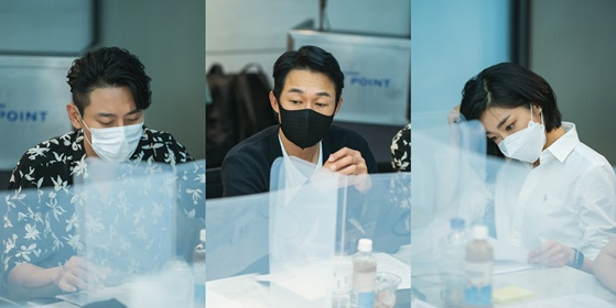 주지훈과 박성웅, 최성은 등이 영화 '젠틀맨' 촬영에 돌입했다. 