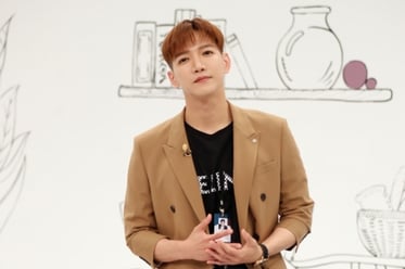 준케이 '우리 기숙사로 가자~'