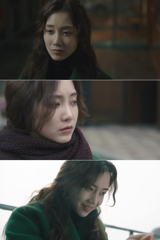 JTBC 수목드라마 '너를 닮은 사람'에서 구해원 역을 맡은 신현빈./사진제공=유본컴퍼니