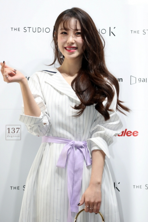 전효성이 넷플릭스 오리지널 '셀러브리티'로 2년여만에 연기활동을 재개한다.