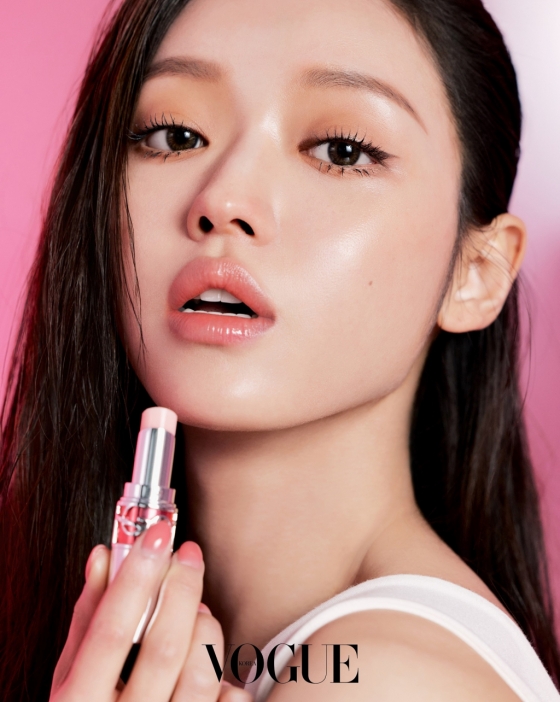 /사진제공=보그 코리아 / 입생로랑 뷰티