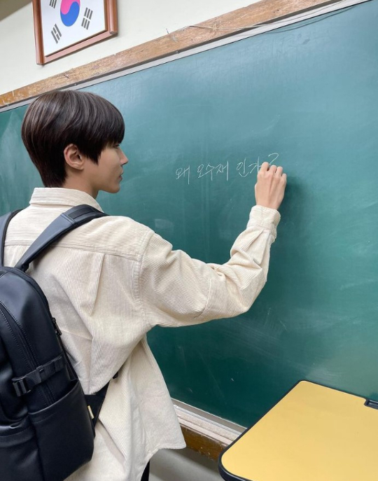 /사진=황인엽 인스타그램