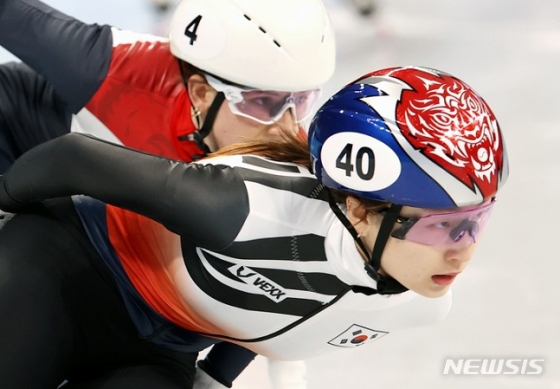 4년 전 악몽 잊어라... 쇼트트랙 女 1000m, 다시 금빛 수확 나선다 - 스타뉴스 4년 전 악몽 잊어라... 쇼트트랙 女 1000M, 다시 금빛 수확 나선다 - 스타뉴스