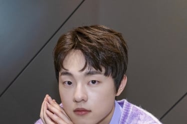 김동휘 '시크&댄디'