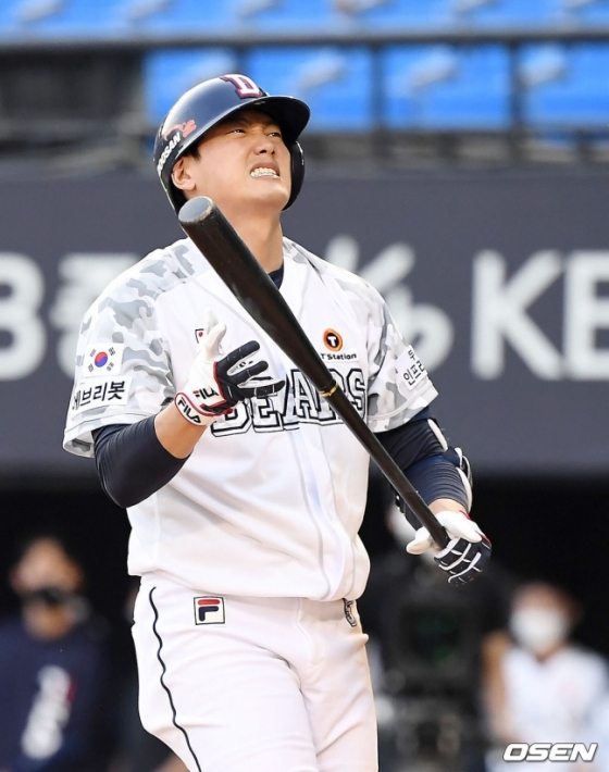 두산 신성현. 