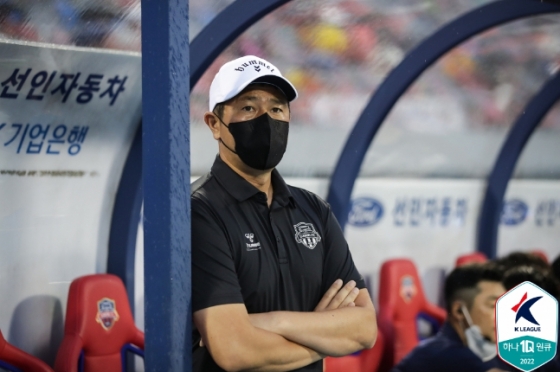 김도균 수원FC 감독. /사진=한국프로축구연맹