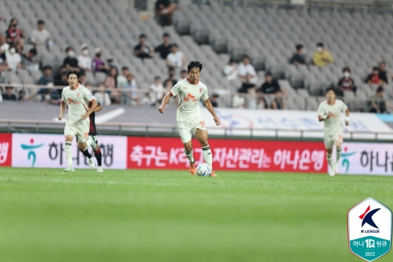 윤빛가람의 플레이. /사진=한국프로축구연맹 제공