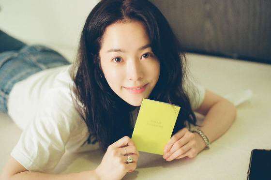 배우 한지민./사진=한지민 인스타그램