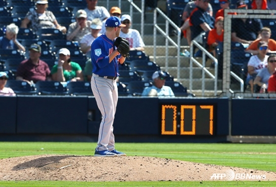 2019년 메이저리그(MLB) 시범경기 기간 도입된 피치 클락. /AFPBBNews=뉴스1