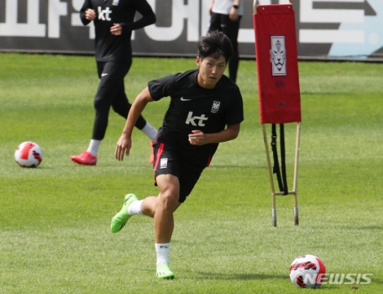 대한민국 축구대표팀 이강인이 20일 경기 파주 국가대표 트레이닝센터(NFC)에서 훈련을 하고 있다. /사진=뉴시스