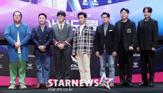 홍동명 CIPO, 최용호 CHO, 이용진, 유세윤, 김현철, 이진호, 이지훈이 27일 오전 서울 강남구 역삼동 조선팰리스 서울 강남에서 열린 TV조선 예능 &#039;아바드림&#039; 제작발표회에 참석해 포즈를 취하고 있다. /사진=김창현 기자
