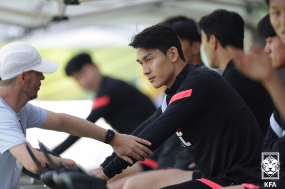 지난 6월 대한민국 축구 국가대표팀 소집 당시 이용. /사진=대한축구협회