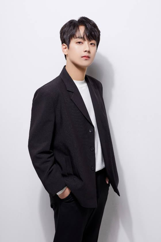 가수 이찬원/사진=스카이이앤엠