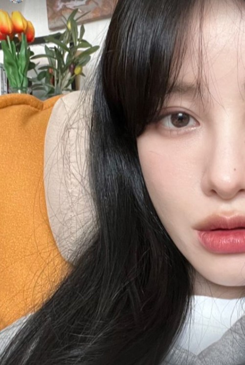 유깻잎, 점점 예뻐지네.. 무결점 피부로 동안美 인증 - 스타뉴스 유깻잎, 점점 예뻐지네.. 무결점 피부로 동안美 인증 - 스타뉴스