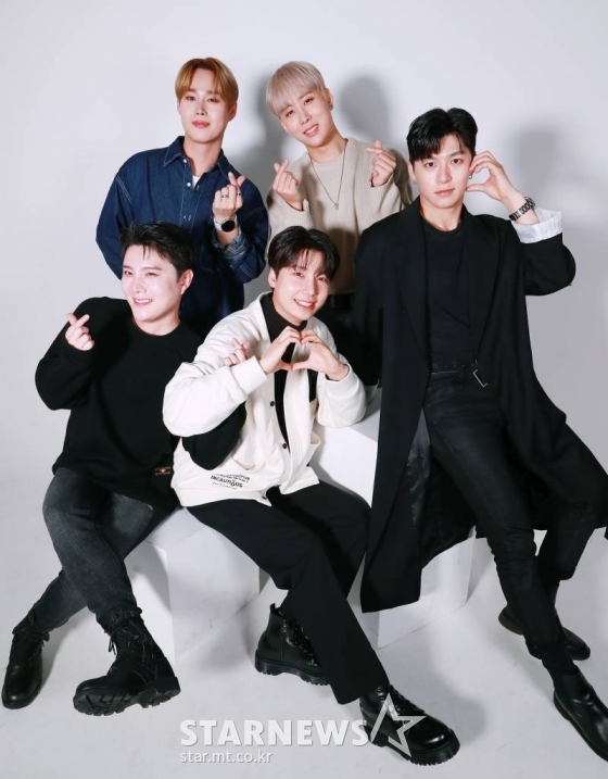 그룹 위앤유 인터뷰 /사진=이동훈 기자 photoguy@