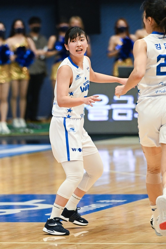 인천 신한은행전에서 활약한 아산 우리은행의 김은선. /사진=WKBL 제공