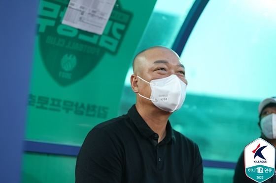 김태완 감독. /사진=한국프로축구연맹 제공