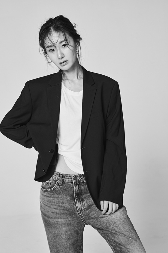 현리, 日배우 마치다 케이타와 크리스마스에 결혼.. 현리, 日배우 마치다 케이타와 크리스마스에 결혼..