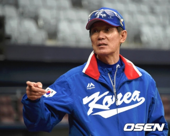 이강철 한국 야구 대표팀 감독. 