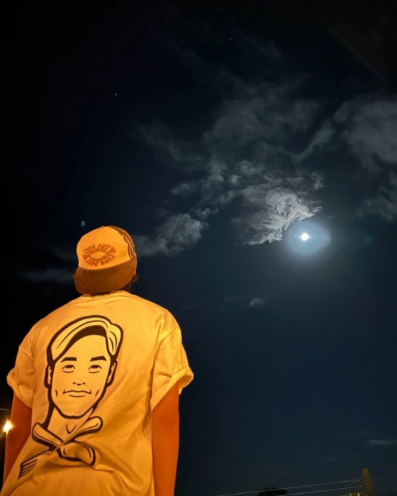 뷔 