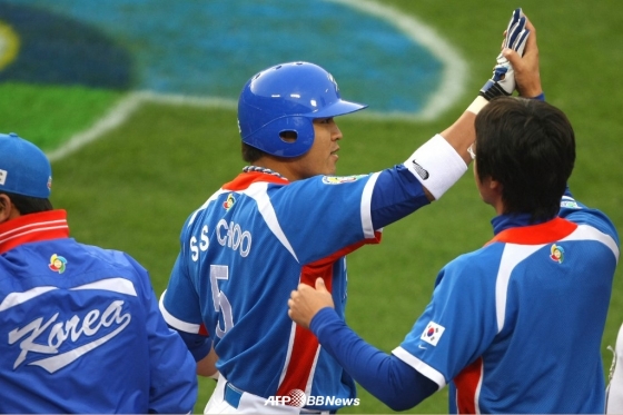 2009년 3월 WBC 대표팀에서 활약하던 추신수(가운데)의 모습. /AFPBBNews=뉴스1