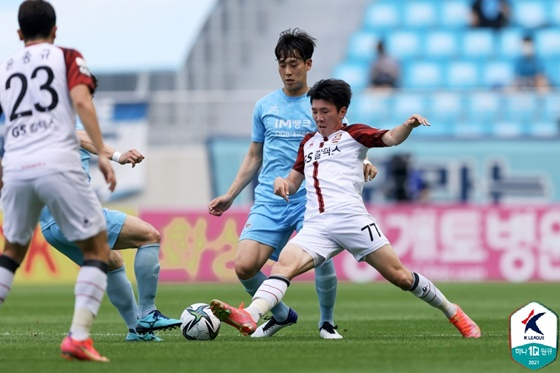 FC서울 시절 신재원(맨 오른쪽). /사진=한국프로축구연맹 제공