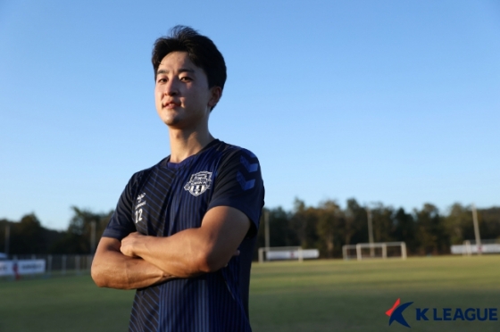 포항스틸러스를 떠나 수원FC로 이적한 뒤 새 시즌을 준비 중인 이광혁. /사진=한국프로축구연맹