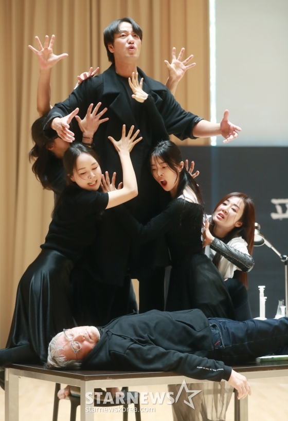 'Ŀ콺Ʈ '