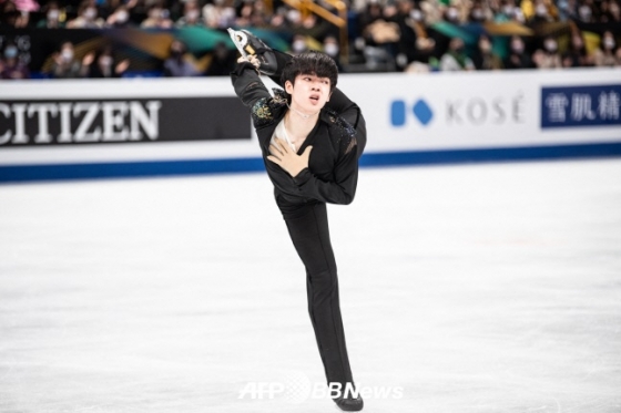 차준환이 유려한 연기를 펼치고 있다. /AFPBBNews=뉴스1