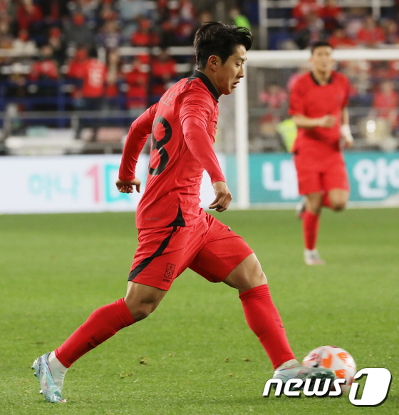 지난 24일 울산에서 열린 콜롬비아전에서 활약한 이강인. /사진=뉴스1 제공