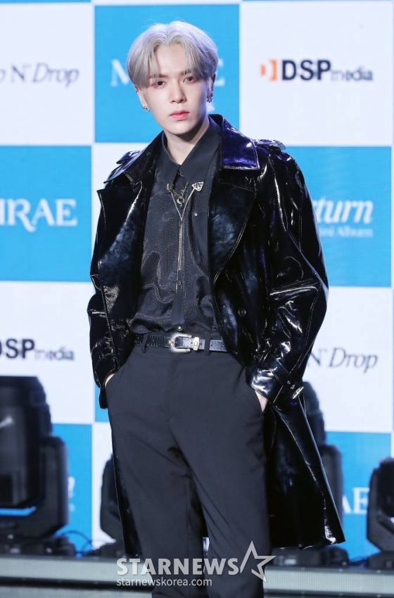 그룹 미래소년 이준혁이 28일 오후 서울 강남구 청담동 일지아트홀에서 열린 네 번째 미니앨범 &#039;Ourturn&#039; 발매 기념 쇼케이스에 참석해 포즈를 취하고 있다.  미래소년의 새 앨범 &#039;Ourturn&#039;에는 타이틀곡 &#039;Drop N&#039; Drop&#039;을 시작으로 &#039;Welcome To The Future&#039;, &#039;Daydreamin&#039;&#039;, &#039;What Are You Doing?&#039;, &#039;Falling Stars&#039;까지 총 다섯 곡이 수록됐다. 2022.09.28 /사진=김창현 기자 chmt@