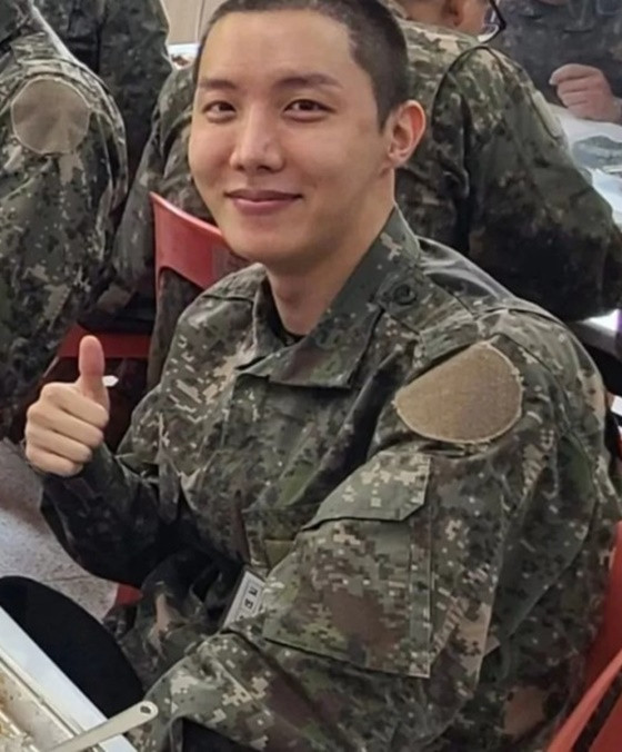 /사진=더 캠프
