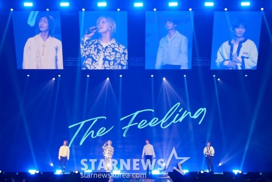 그룹 샤이니(SHINee)가 팬들과 즐거운 시간을 보냈다.   샤이니는 데뷔 15주년을 기념해 27일, 28일 양일간 서울 송파구 잠실 실내체육관에서 팬미팅 &#039;2023 SHINee FANMEETING &#039;Everyday is SHINee DAY&#039; : [Piece of SHINE]&#039;(2023 샤이니 팬미팅 &#039;에브리데이 이즈 샤이니 데이&#039; : [피스 오브 샤인])을 개최했다. / 사진제공 = SM엔터테인먼트 /사진=김창현 기자 chmt@