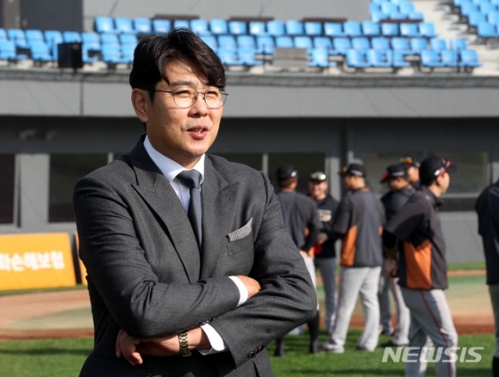역대 우완 최다승 기록 보유자인 정민철 MBC스포츠플러스 야구 해설위원. /사진=뉴시스