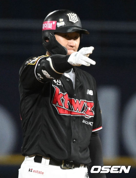 KT 김민혁.