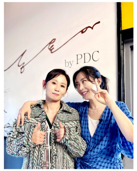 배우 김선영, 송윤아./사진=송윤아 인스타그램