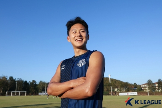 이승우가 환하게 웃고 있다. /사진=한국프로축구연맹