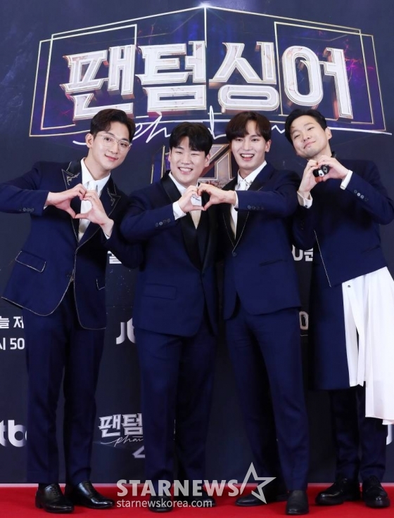 JTBC &#039;팬텀싱어4&#039; 결승 진출한 포르테나가 2일 오후 서울 동대문구 경희대학교 평화의 전당에서 진행된 포토콜 행사에 참석해 포즈를 취하고 있다. 2023.06.02 /사진=김창현 기자 chmt@