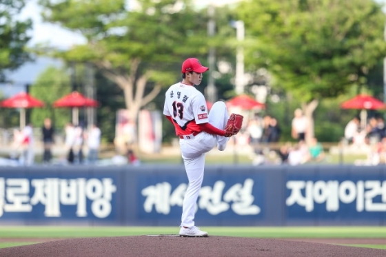 윤영철의 투구 준비 동작. /사진=KIA 타이거즈