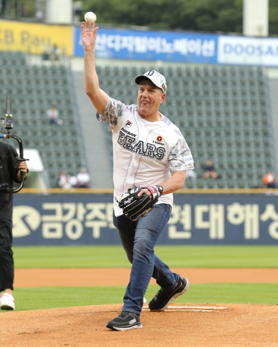 로어먼 대령. /사진=두산 베어스