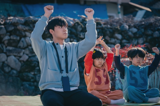 /사진=드라마하우스스튜디오, SLL, 필름몬스터 