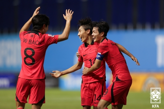 기뻐하는 U-17 한국 축구대표팀 선수들. /사진=대한축구협회