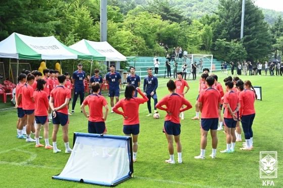 한국 여자 축구대표팀의 훈련 모습. /사진=대한축구협회