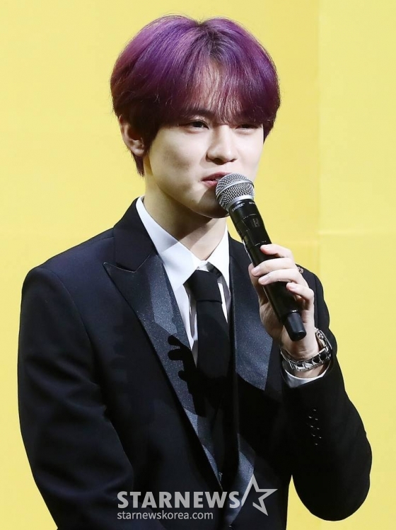 보이 그룹 NCT DREAM(엔시티 드림) 천러가 17일 오후 서울 송파구 롯데호텔 월드에서 진행된 정규 3집 &#039;ISTJ&#039;(아이에스티제이) 발매 기념 기자간담회에 참석해 포즈를 취하고 있다.  이번 앨범명과 동명의 타이틀 곡 &#039;ISTJ&#039;는 하이브리드 힙합 댄스 곡으로 가사에는 MBTI의 정형화된 틀을 깨고, ISTJ인 상대를 해석하는 나만의 방법을 가졌다는 ENFP의 자신감에 찬 이야기를 담았으며 NCT DREAM만의 색깔로 해석한 MBTI는 어떤 매력일지 궁금증을 고조시킨다. 2023.07.17 /사진=김창현 기자 chmt@