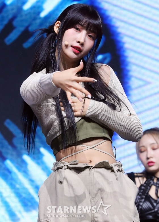 에버글로우 시현 '공백기 무색한 무대'[☆포토] - 스타뉴스